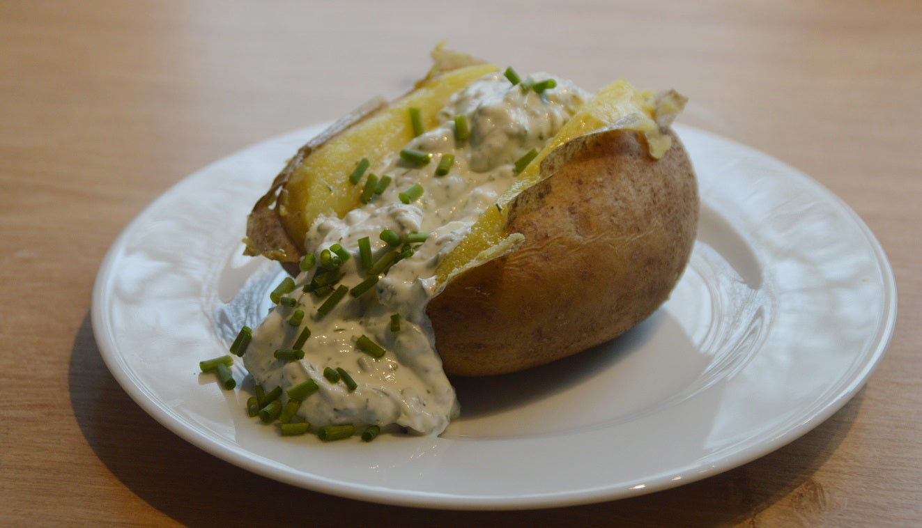 Grillkartoffel mit Kräuterquark